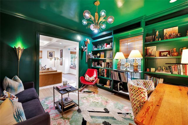 1305 Postoffice, Galveston, TX 77550