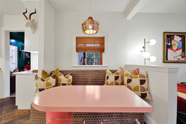 1305 Postoffice, Galveston, TX 77550