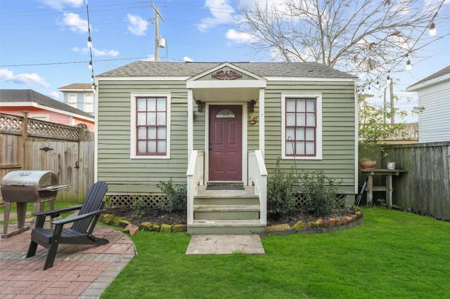 1305 Postoffice, Galveston, TX 77550