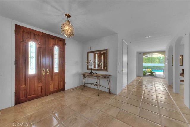 1809 Vista Lomitas, Fullerton, CA 92831