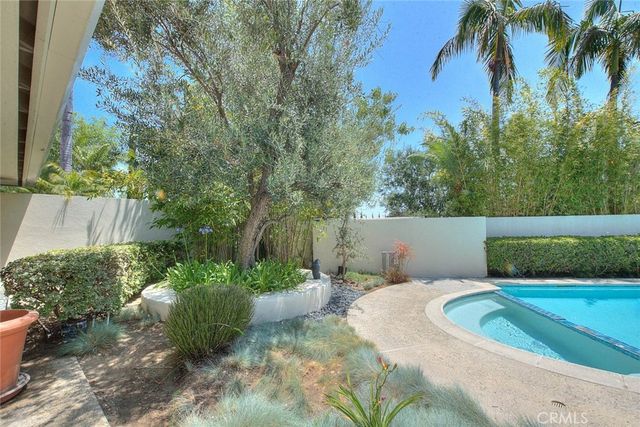 1809 Vista Lomitas, Fullerton, CA 92831