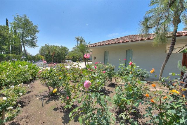 1809 Vista Lomitas, Fullerton, CA 92831