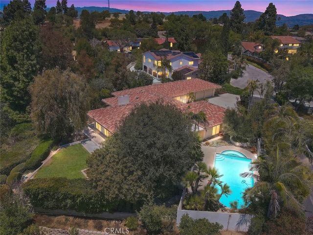 1809 Vista Lomitas, Fullerton, CA 92831