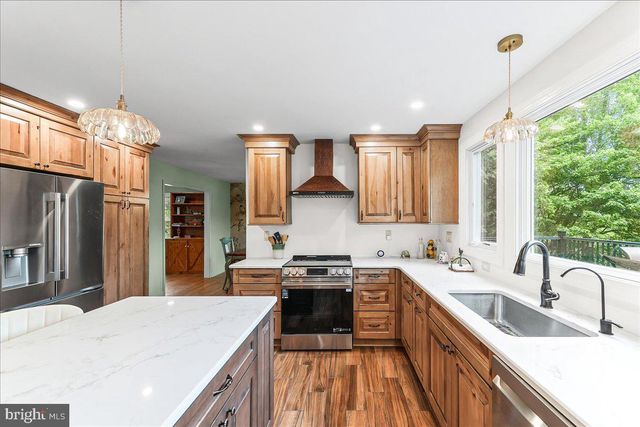 5449 CRESTLINE RD, Wilmington, DE 19808