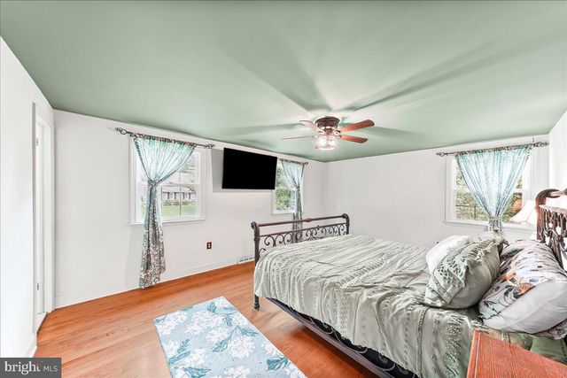 5449 CRESTLINE RD, Wilmington, DE 19808