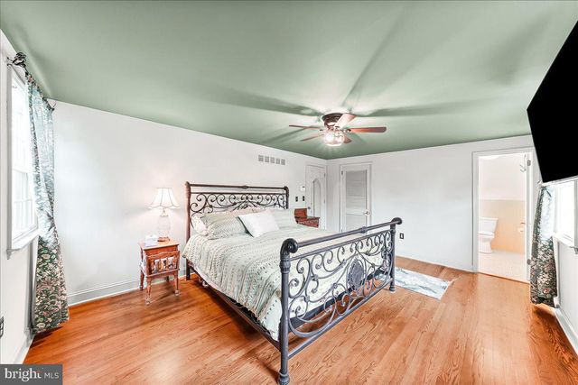 5449 CRESTLINE RD, Wilmington, DE 19808