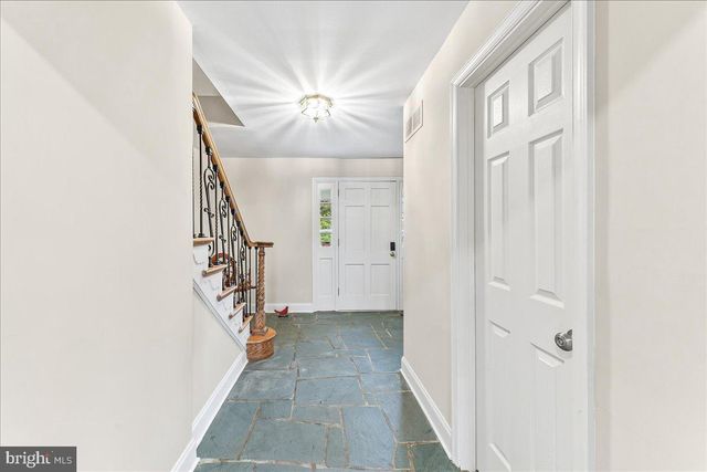 5449 CRESTLINE RD, Wilmington, DE 19808