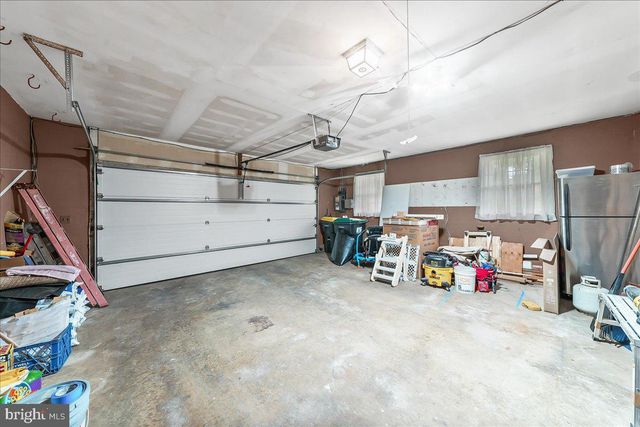 5449 CRESTLINE RD, Wilmington, DE 19808