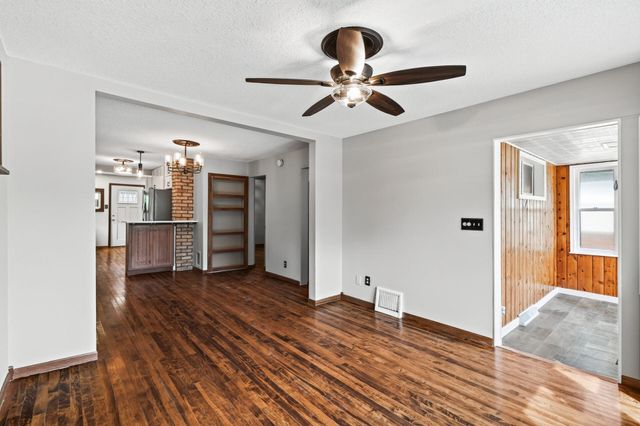 4747 Camden Avenue N, Minneapolis, MN 55430