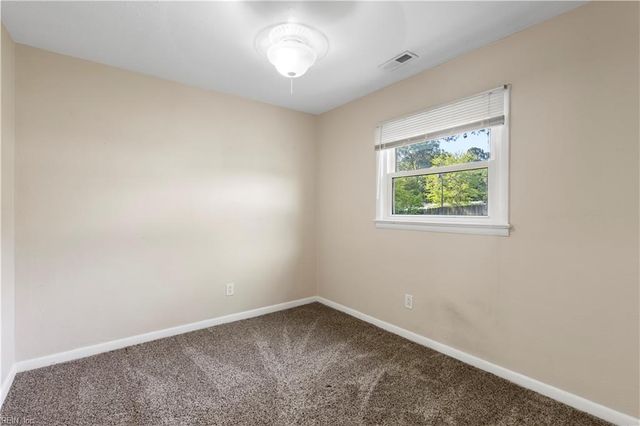 3401 Woodsman LN, Virginia Beach, VA 23452
