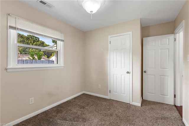 3401 Woodsman LN, Virginia Beach, VA 23452