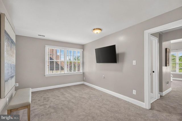 5252 JACOBS CREEK PL, Haymarket, VA 20169