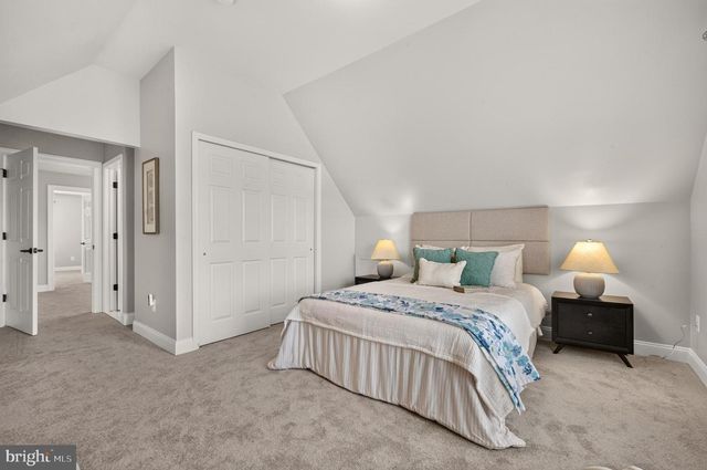5252 JACOBS CREEK PL, Haymarket, VA 20169