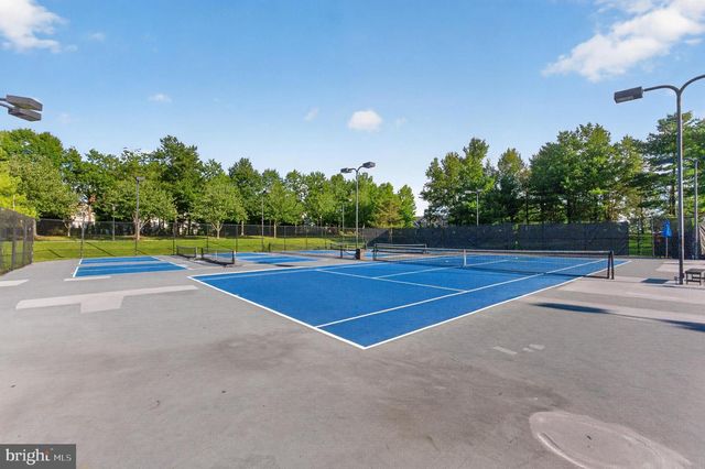 5252 JACOBS CREEK PL, Haymarket, VA 20169