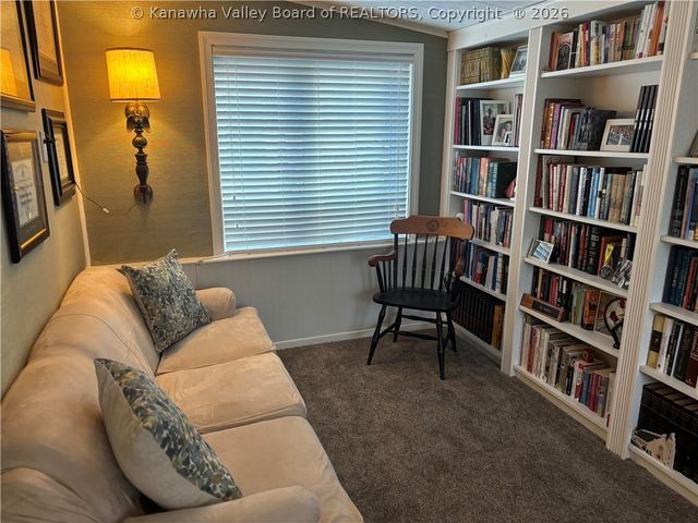 1416 Oakmont Road, Charleston, WV 25314