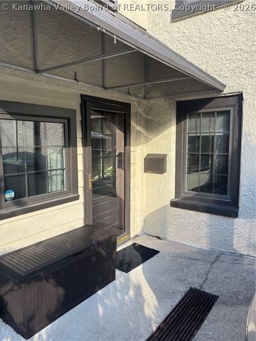 1416 Oakmont Road, Charleston, WV 25314