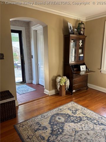 1416 Oakmont Road, Charleston, WV 25314