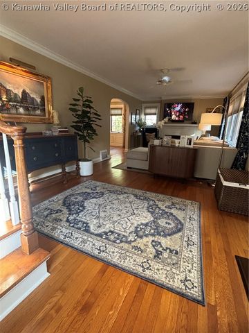 1416 Oakmont Road, Charleston, WV 25314