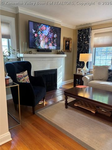 1416 Oakmont Road, Charleston, WV 25314