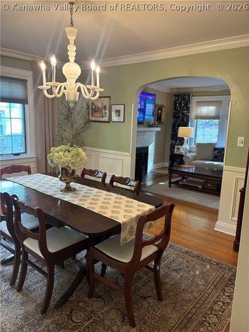 1416 Oakmont Road, Charleston, WV 25314