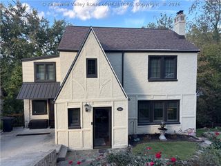 1416 Oakmont Road, Charleston, WV 25314