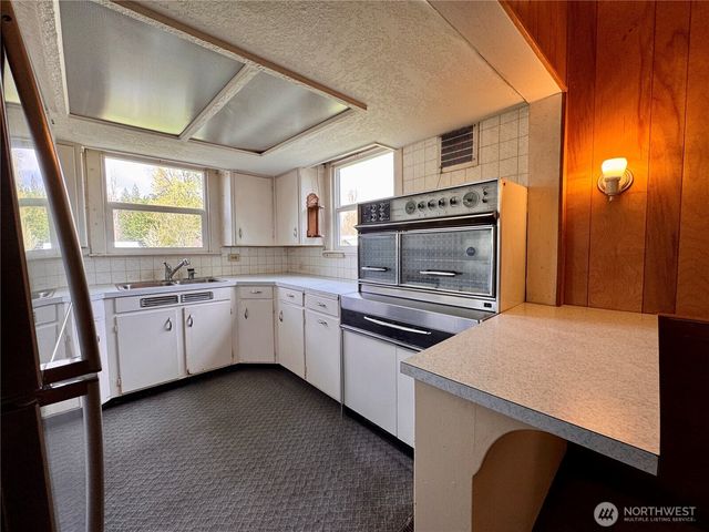 5010 W Skokomish Valley Road, Shelton, WA 98584