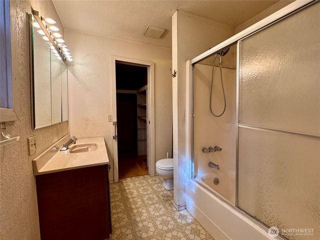 5010 W Skokomish Valley Road, Shelton, WA 98584