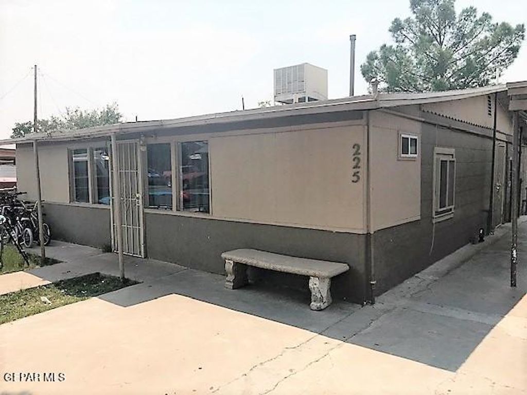 225 N SEVILLE Drive, El Paso, TX 79905