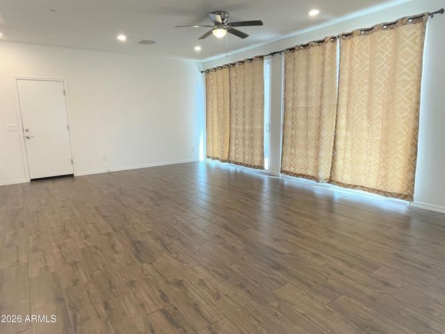 29400 N 122nd Glen, Peoria, AZ 85383