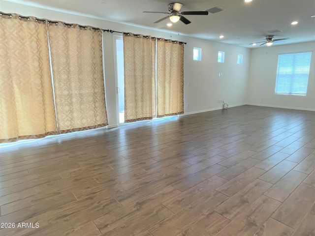 29400 N 122nd Glen, Peoria, AZ 85383
