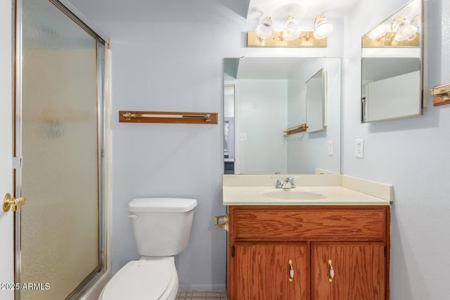 7809 N 49TH Avenue, Glendale, AZ 85301