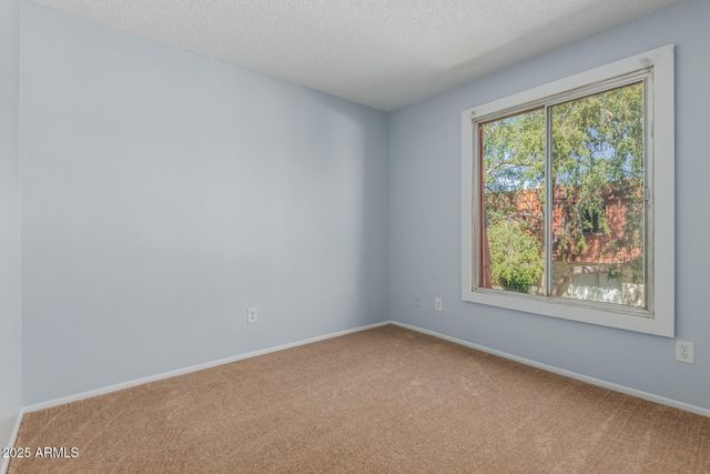 7809 N 49TH Avenue, Glendale, AZ 85301