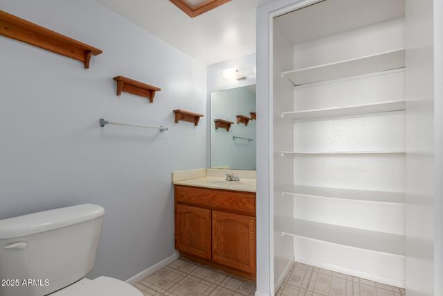 7809 N 49TH Avenue, Glendale, AZ 85301