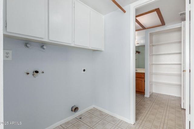 7809 N 49TH Avenue, Glendale, AZ 85301