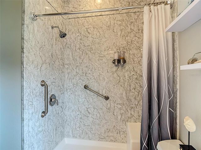 6828 SOMBRAS WAY, Land O Lakes, FL 34637