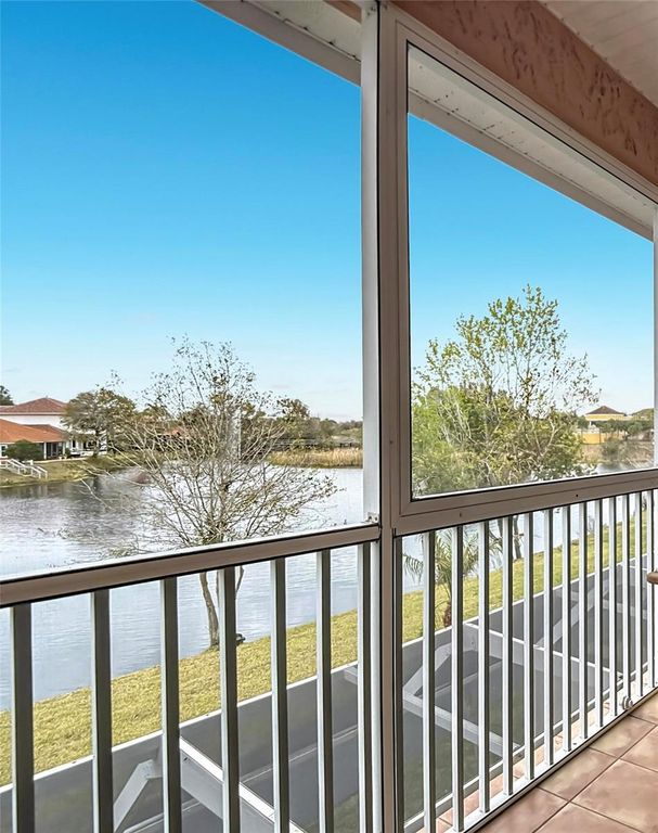 Image 22 of property listing at 6828 SOMBRAS WAY, Land O Lakes, FL 34637