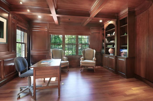 616 Driftwood Court, Naperville, IL 60540