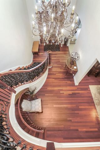 616 Driftwood Court, Naperville, IL 60540