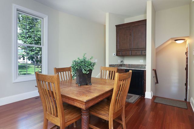 616 Driftwood Court, Naperville, IL 60540