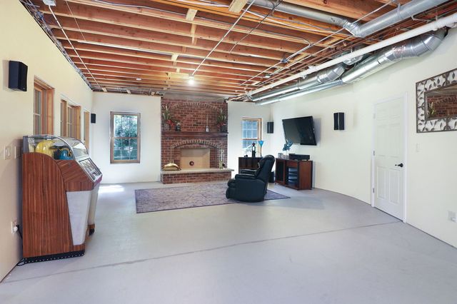 616 Driftwood Court, Naperville, IL 60540