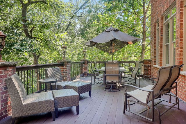 616 Driftwood Court, Naperville, IL 60540