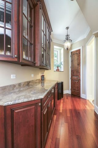 616 Driftwood Court, Naperville, IL 60540