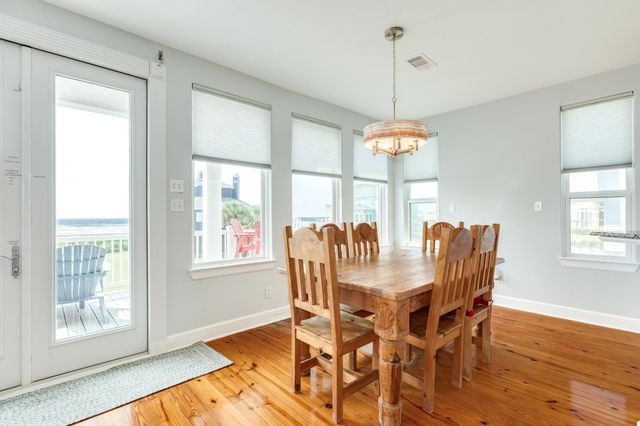 19155 Kahala Drive, Galveston, TX 77554