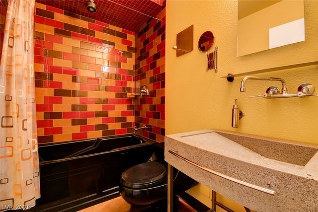 3460 Pino Circle, Las Vegas, NV 89121