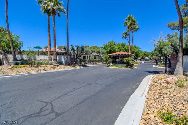 3460 Pino Circle, Las Vegas, NV 89121