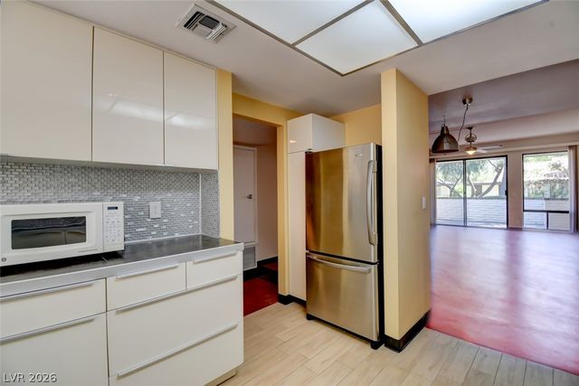 3460 Pino Circle, Las Vegas, NV 89121