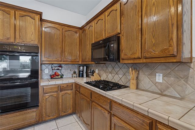 7807 Raton Ridge Lane, Arlington, TX 76002