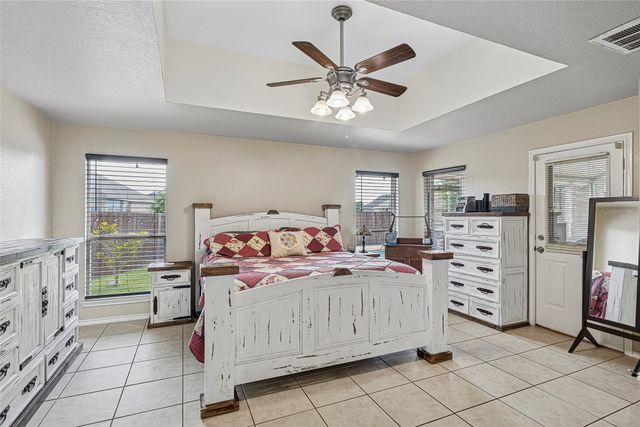 7807 Raton Ridge Lane, Arlington, TX 76002