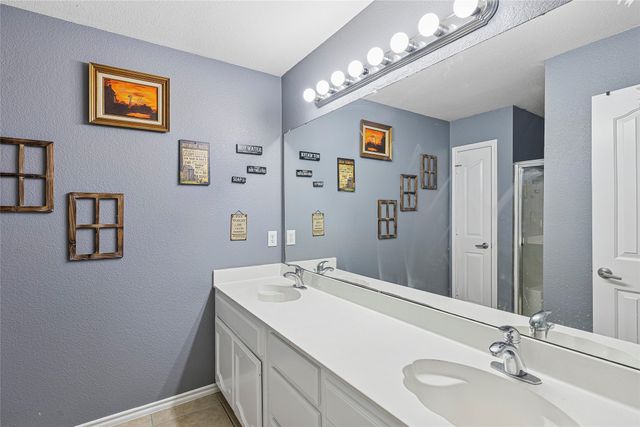 7807 Raton Ridge Lane, Arlington, TX 76002