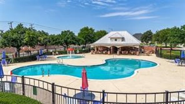 7807 Raton Ridge Lane, Arlington, TX 76002